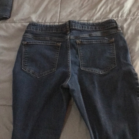 Old Navy Rockstar Jeans - Picture 2 of 3